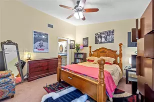 8220 Waterford Ln, Tamarac, FL 33321 - Photo 23