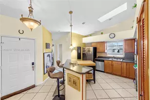 8220 Waterford Ln, Tamarac, FL 33321 - Photo 13