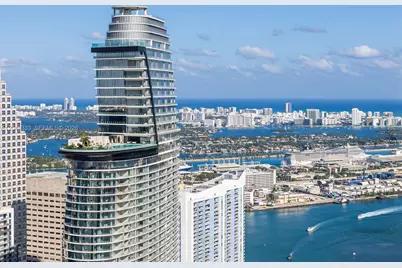 300 Biscayne Boulevard Way #3009W, Miami, FL 33131 - Photo 47
