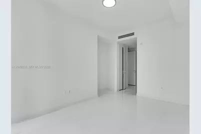 300 Biscayne Boulevard Way #3009W, Miami, FL 33131 - Photo 13