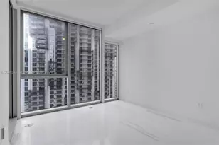 300 Biscayne Blvd Way, Miami, FL 33131 - Photo 11