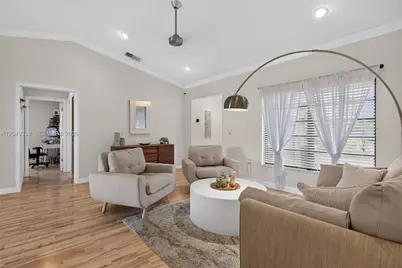 11861 NW 41st St, Sunrise, FL 33323 - Photo 15