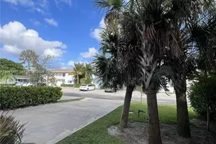 1121 NE 23rd Terrace, Pompano Beach, FL 33062 - Photo 3