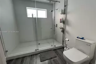 1121 NE 23rd Terrace, Pompano Beach, FL 33062 - Photo 17