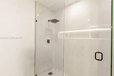 14808 Balgowan Rd, Miami Lakes, FL 33016 - Photo 15