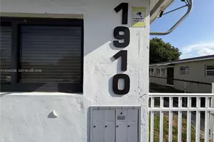 1910 NW 31st St, Miami, FL 33142 - Photo 9