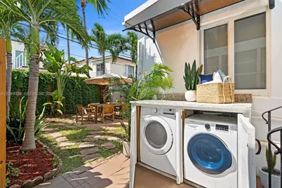 642 86th St, Miami Beach, FL 33141 - Photo 45