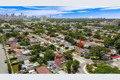 3080 SW 5th St, Miami, FL 33135 - Photo 7