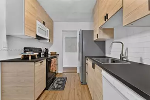 5800 SW 61st St, Miami, FL 33143 - Photo 3
