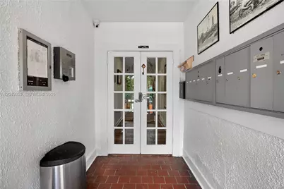 3409 S Le Jeune Rd #9, Coral Gables, FL 33134 - Photo 3