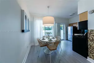 1431 Lincoln Terrace, Miami Beach, FL 33139 - Photo 7