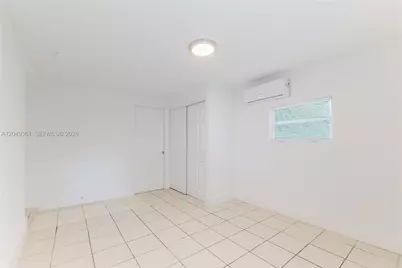 6130 Flagler St, Hollywood, FL 33023 - Photo 11