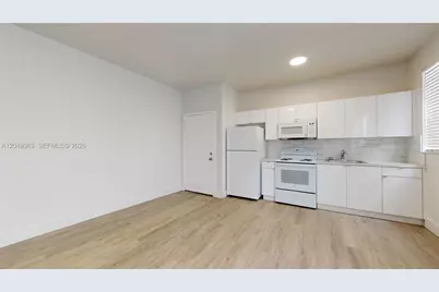 828 Pennsylvania Ave #7, Miami Beach, FL 33139 - Photo 5
