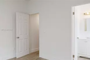 828 Pennsylvania Ave, Miami Beach, FL 33139 - Photo 9