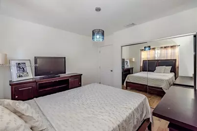 118 NW 35th St, Miami, FL 33127 - Photo 21