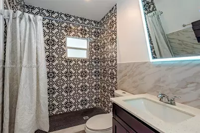 118 NW 35th St, Miami, FL 33127 - Photo 19
