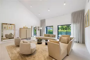 7180 E Lago Dr, Coral Gables, FL 33143 - Photo 17