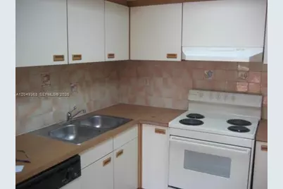9022 SW 123rd Ct #O303, Miami, FL 33186 - Photo 3