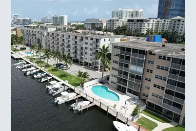 [Address not provided], Fort Lauderdale, FL 33316 - Photo 15
