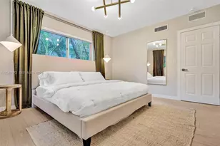 1415 16th St, Miami Beach, FL 33139 - Photo 25