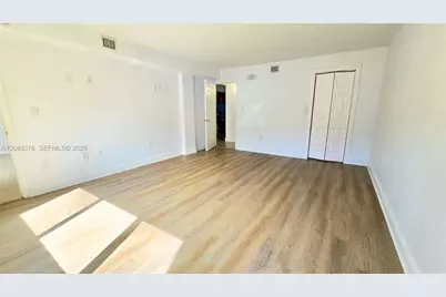 [Address not provided], Hialeah, FL 33015 - Photo 11