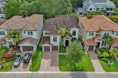 5742 E Brookfield Cir E, Hollywood, FL 33312 - Photo 19