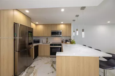 400 N Surf #1002, Hollywood, FL 33019 - Photo 3