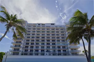 400 N Surf, Hollywood, FL 33019 - Photo 35