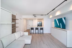 325 S Biscayne Blvd, Miami, FL 33131 - Photo 19