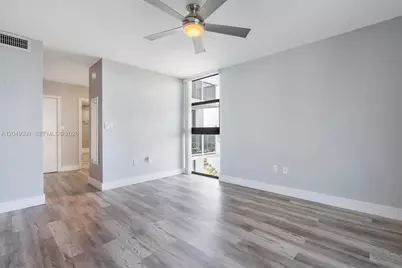 20515 E Country Club Dr #2044, Aventura, FL 33180 - Photo 17