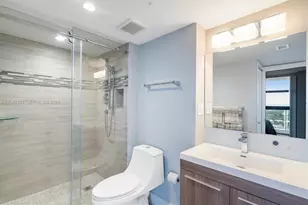 20515 E Country Club Dr, Aventura, FL 33180 - Photo 17