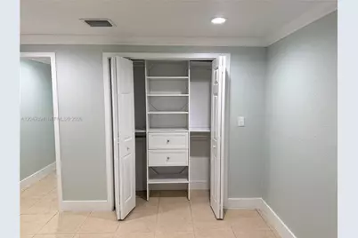 9675 SW 19th St, Miami, FL 33165 - Photo 15