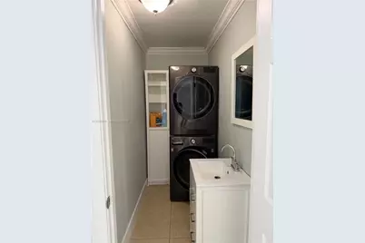9675 SW 19th St, Miami, FL 33165 - Photo 19