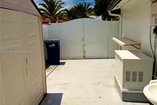 9675 SW 19th St, Miami, FL 33165 - Photo 25