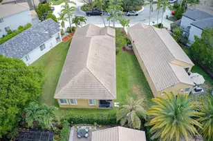 899 Phoenix Way, Weston, FL 33327 - Photo 21
