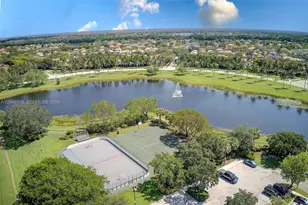 899 Phoenix Way, Weston, FL 33327 - Photo 39