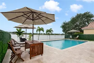 13724 SW 52nd St, Miramar, FL 33027 - Photo 3