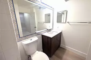 9645 NW 1st Ct, Pembroke Pines, FL 33024 - Photo 11
