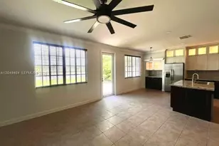 27448 SW 143rd Ct, Homestead, FL 33032 - Photo 9