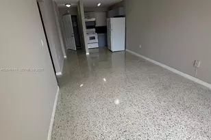 1047 SW 7th St, Miami, FL 33130 - Photo 3