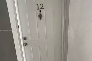 1047 SW 7th St, Miami, FL 33130 - Photo 1