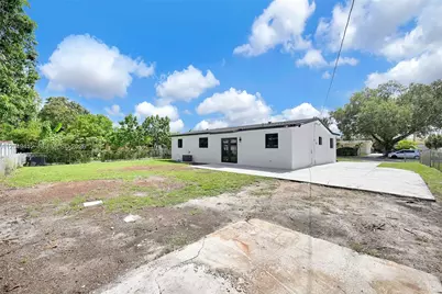 17221 NW 24th Pl, Miami Gardens, FL 33056 - Photo 35