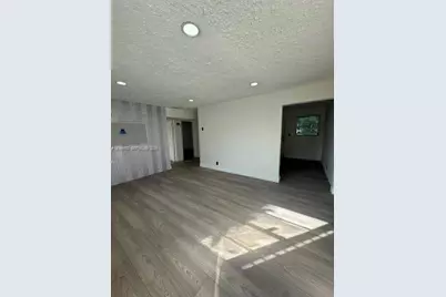 26 Virginia Rd, West Park, FL 33023 - Photo 13
