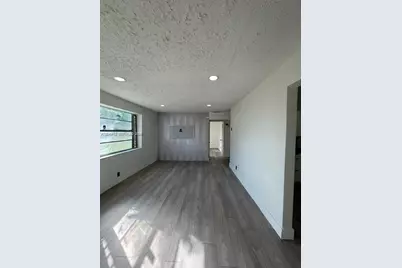 26 Virginia Rd, West Park, FL 33023 - Photo 11