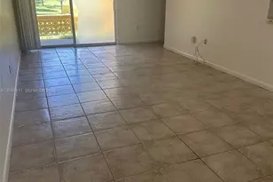 9741 Fontainebleau Blvd, Miami, FL 33172 - Photo 5