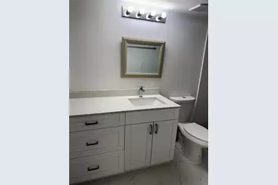 18344 NW 68th Ave #F, Hialeah, FL 33015 - Photo 11
