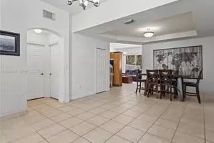 10183 NW 43rd Terrace, Doral, FL 33178 - Photo 3