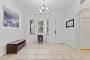 10183 NW 43rd Terrace, Doral, FL 33178 - Photo 5