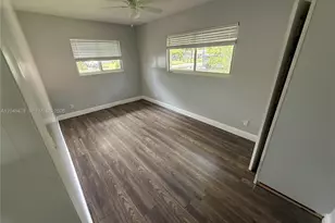 2111 N 57th Terrace, Hollywood, FL 33021 - Photo 9