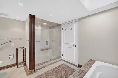 19667 Turnberry Way #19K, Aventura, FL 33180 - Photo 39